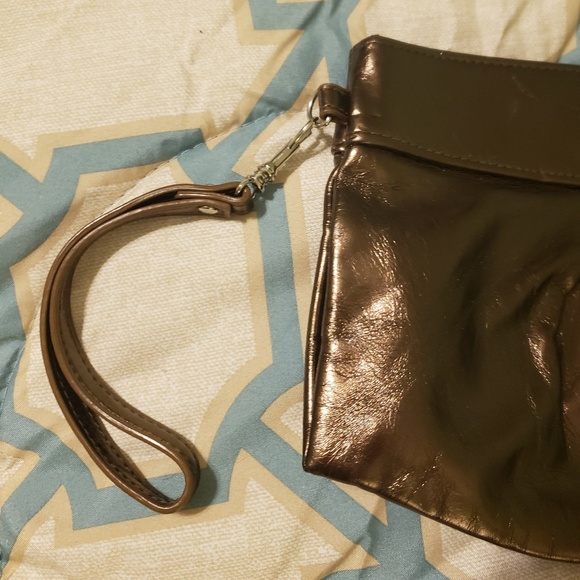 Shiny Brown Clutch - Picture 4 of 5